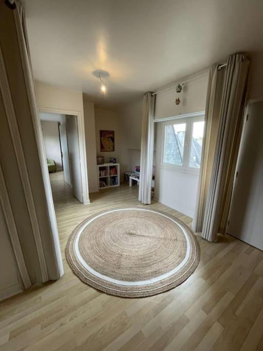 Appartement Grand duplex dans le centre historique avec double garage à Vannes Extérieur photo