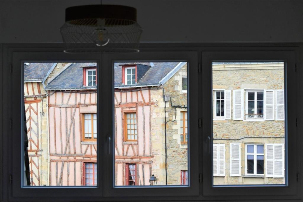 Appartement Grand duplex dans le centre historique avec double garage à Vannes Extérieur photo