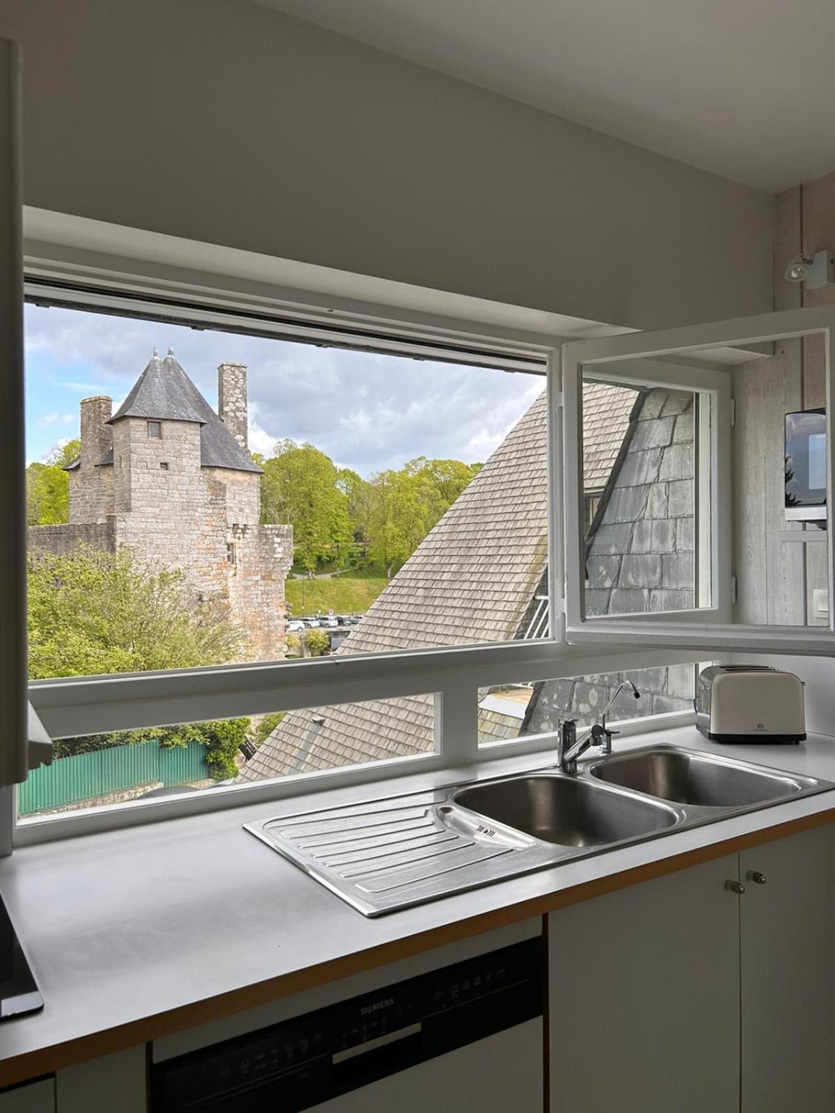 Appartement Grand duplex dans le centre historique avec double garage à Vannes Extérieur photo