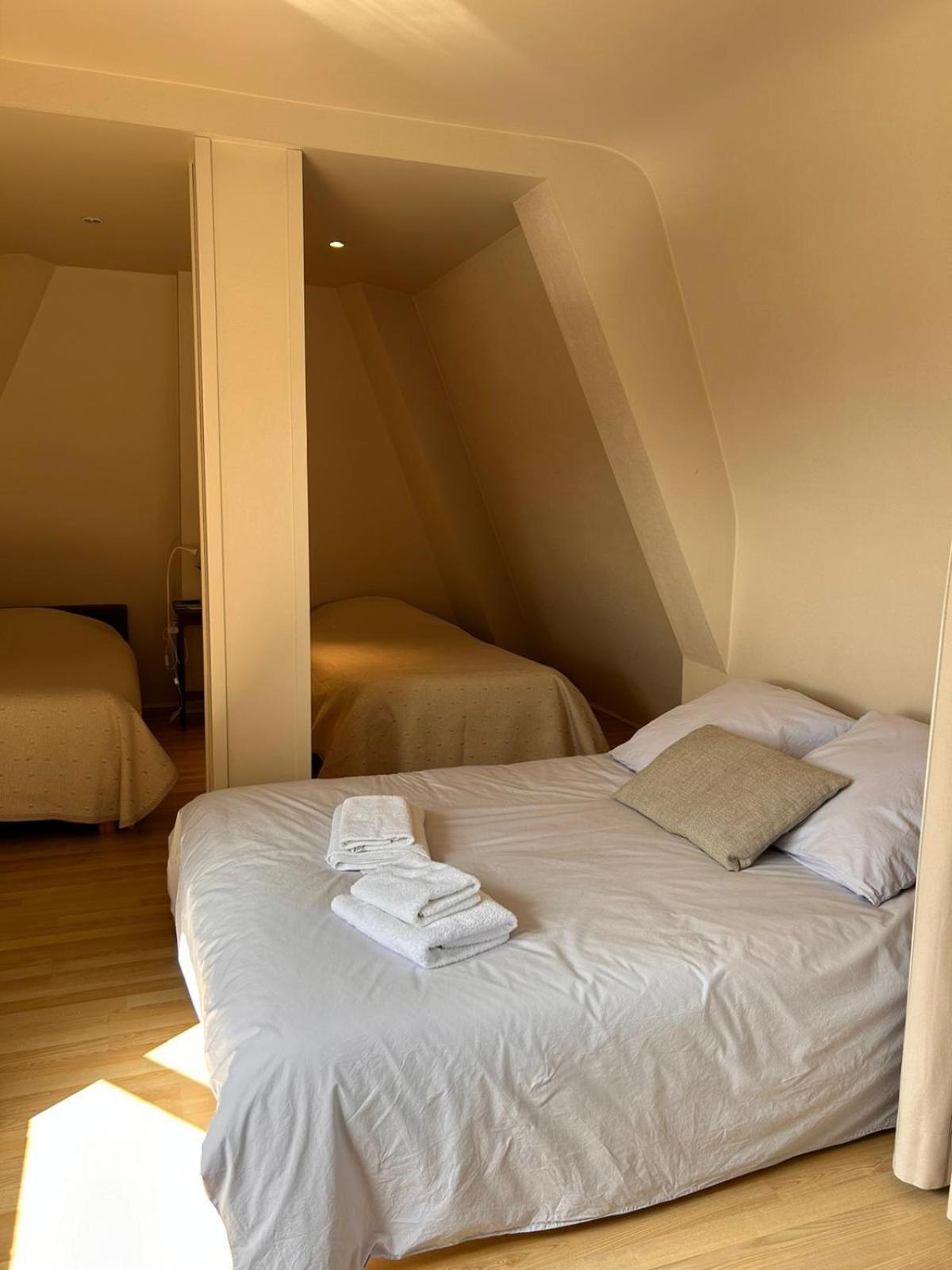 Appartement Grand duplex dans le centre historique avec double garage à Vannes Extérieur photo